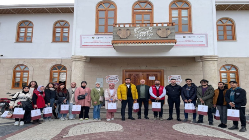 Afyonkarahisar'da yaşayan Iraklı gençler Şuhut'u gezdi