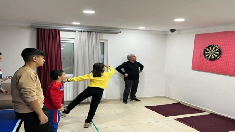 Şuhut’ta Dart ve Satranç Kursları devam ediyor