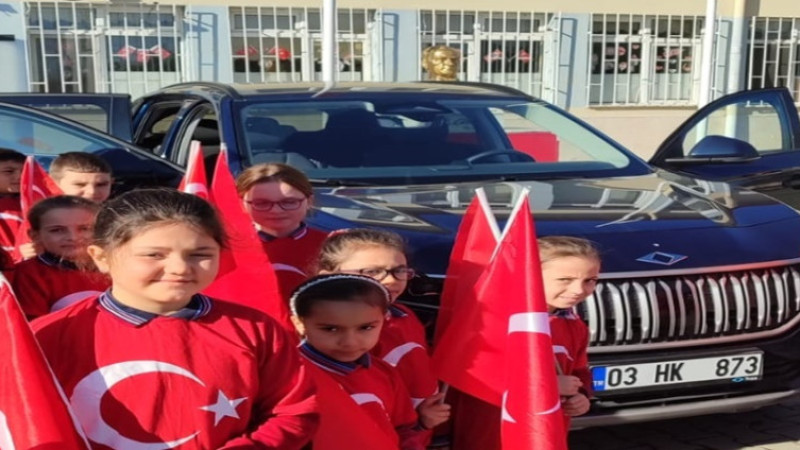 Beyyazı’da Yerli Malı Haftası’nda öğrencilere TOGG sürprizi