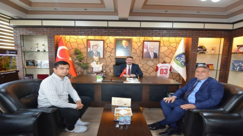 İzmir Afyonkarahisar Derneklerinden Adnan Öztaş'a ziyaret