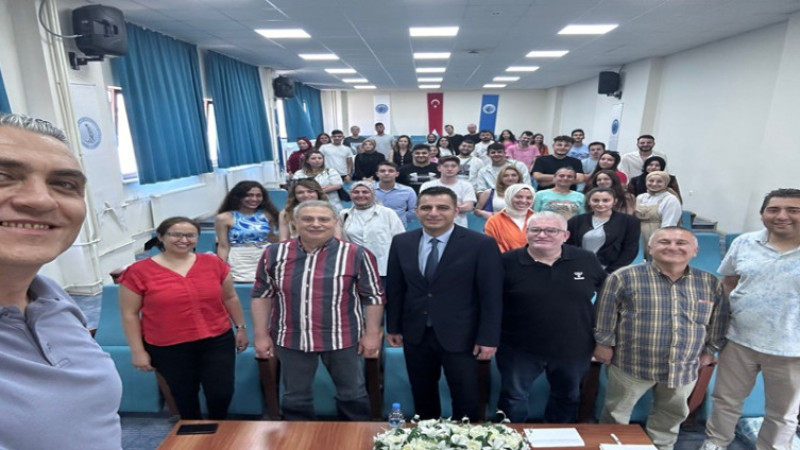 AKÜ MYO Öğrencilerine yerel yönetimler semineri gerçekleştirildi