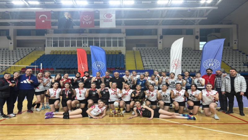 Yıldız Kızlar Voleybol İl Birinciliği Müsabakaları sona erdi