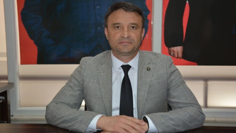 Ahmet Kahveci, 23 Nisan Ulusal Egemenlik ve Çocuk Bayramını kutladı