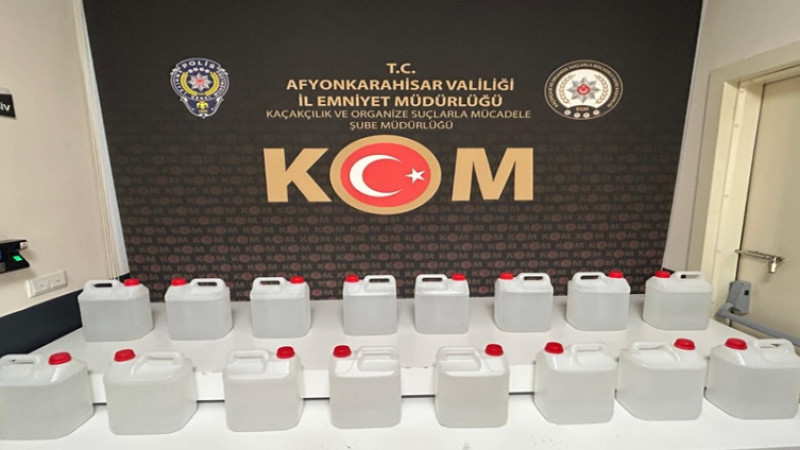 Emniyet görevlilerince 80 litre etil alkol ele geçirildi