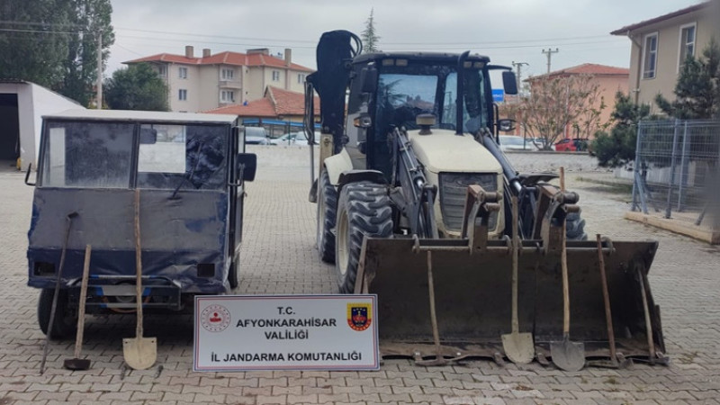 Jandarma tarafından kaçak kazı baskını yapıldı