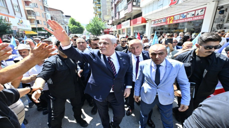 Müsavat Dervişoğlu, Afyonkarahisar'da diğer partililere seslendi