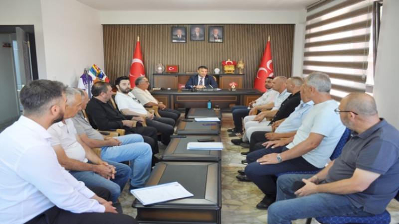MHP Afyonkarahisar’da 3 ilçe başkanlıklarında bayrak değişimi gerçekleşti