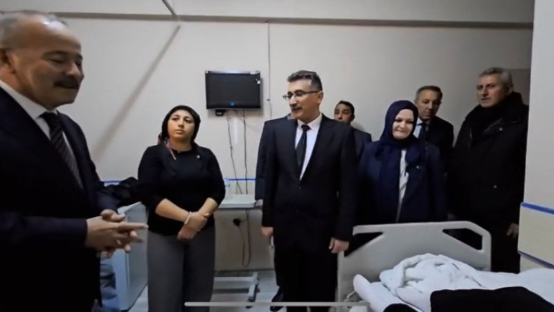 Mehmet Taytak'tan trafik kazası geçiren öğrencilere ziyaret