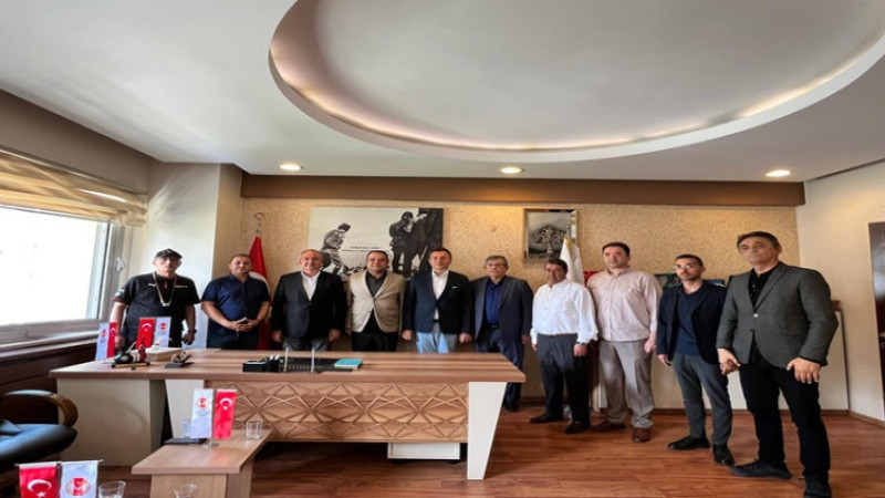 ALZ Grup Ceo'su Cihat Alagöz, AGC'yi ziyaret etti